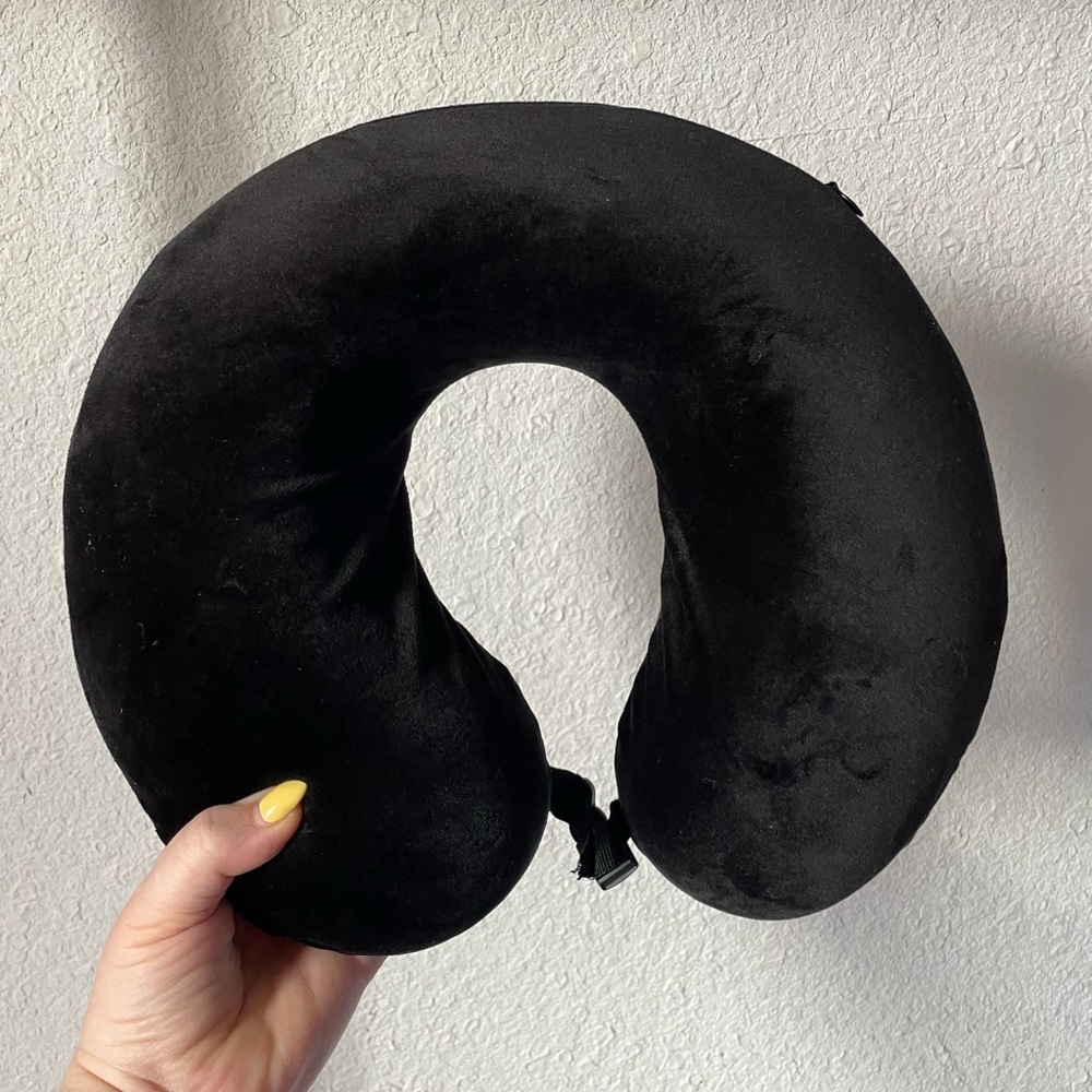 Travel pillow - Picture 2 of 2